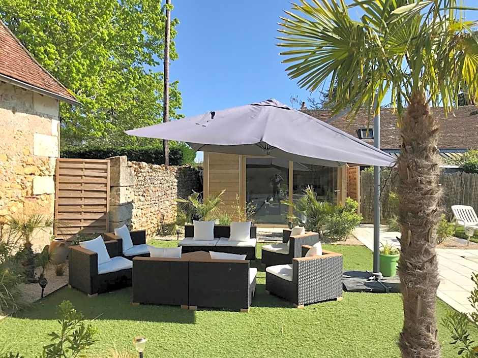 Gîte La Belle Aventure avec piscine et jacuzzi