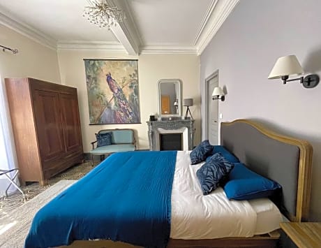 L'Oiseau Bleu PEACOCK