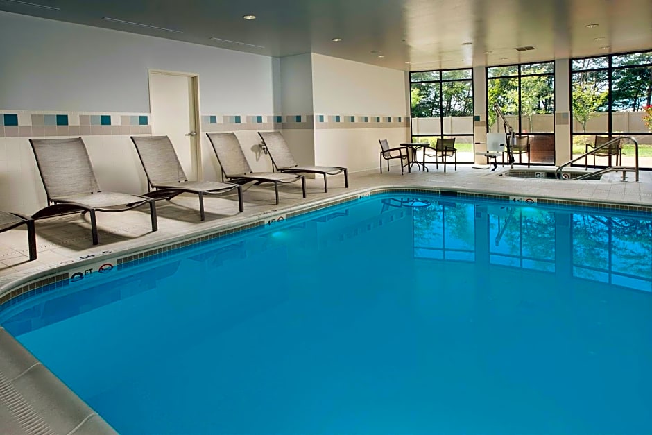 Courtyard by Marriott Waldorf