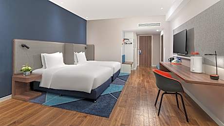 1 Queen 1 Twin Standard