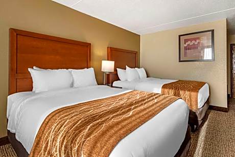 Queen Room with Two Queen Beds - Non-Smoking