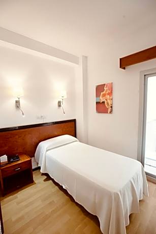 Single Room with Balcony
