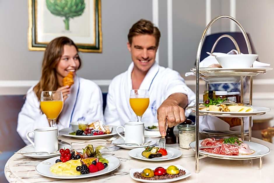 Excelsior Hotel Ernst