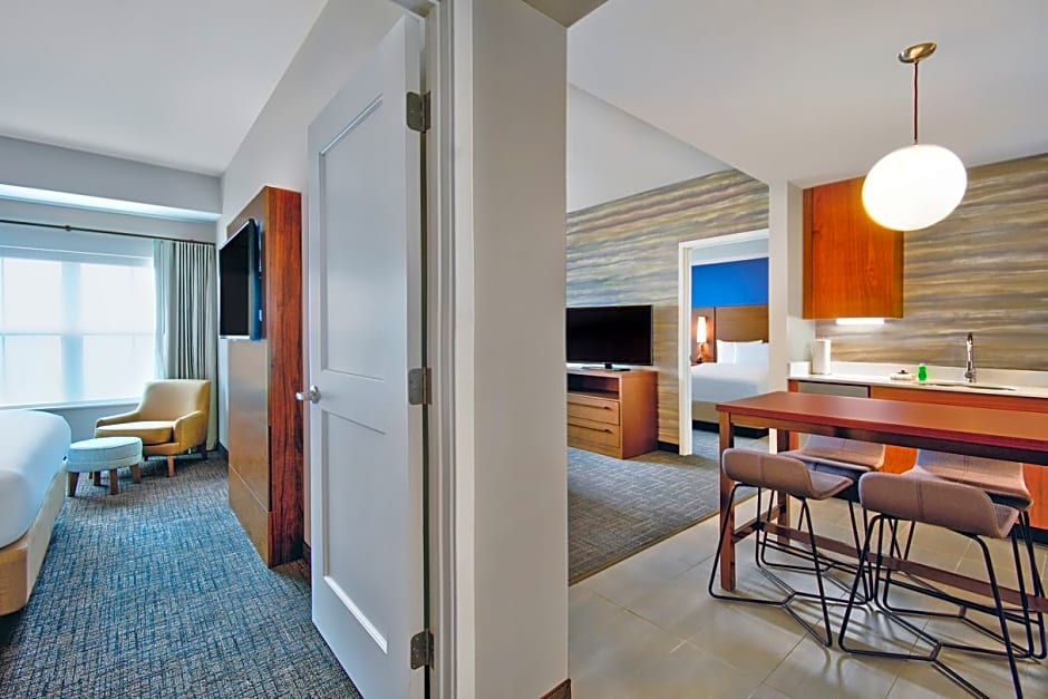 Residence Inn by Marriott Orlando at Flamingo Crossings Town Center