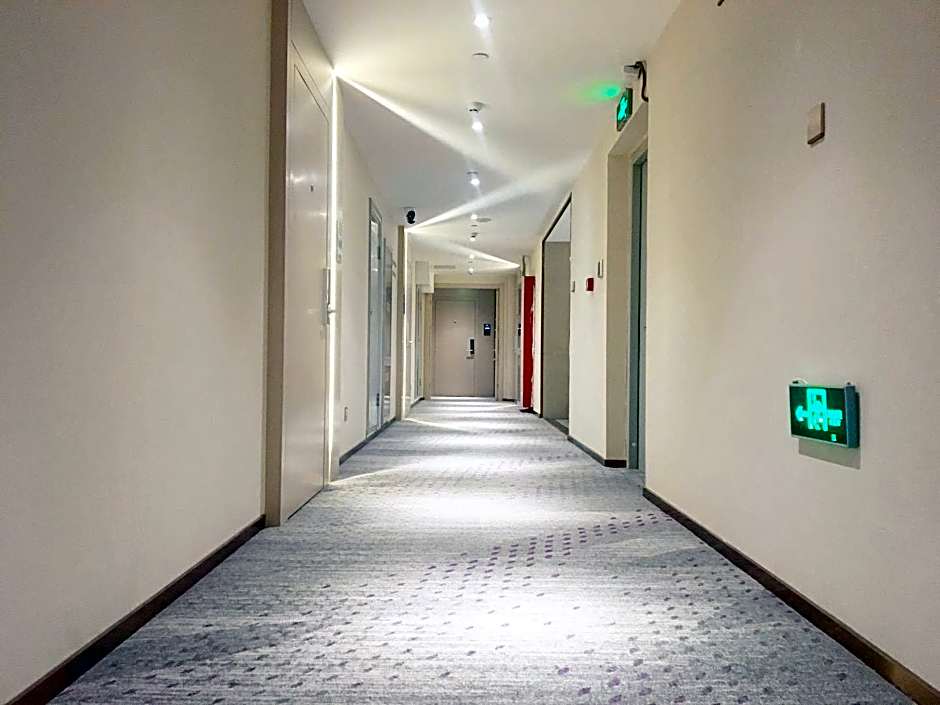 Lavande Hotel Xingtai Future Plaza                                                          