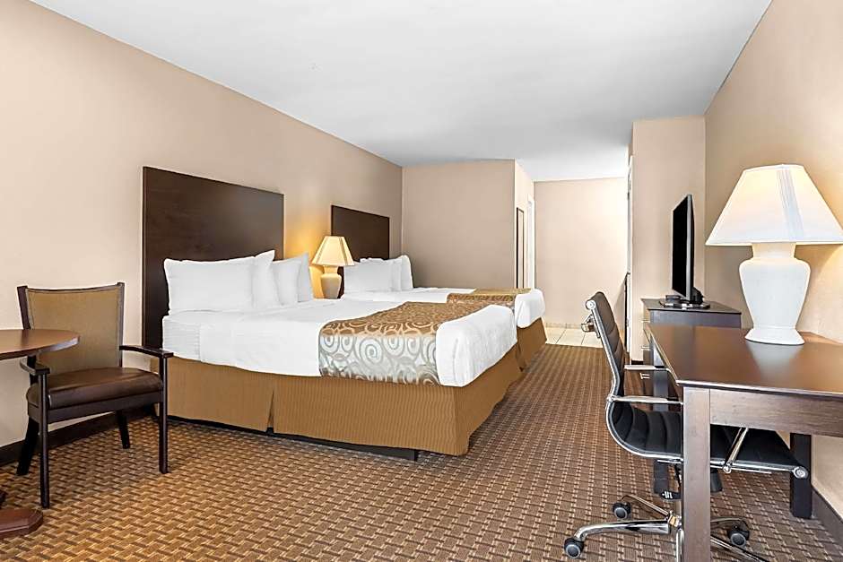 Best Western Forest Inn