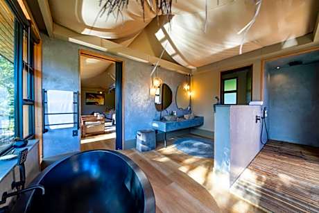 Luxury Tented Suite Includes 2 Game Drives