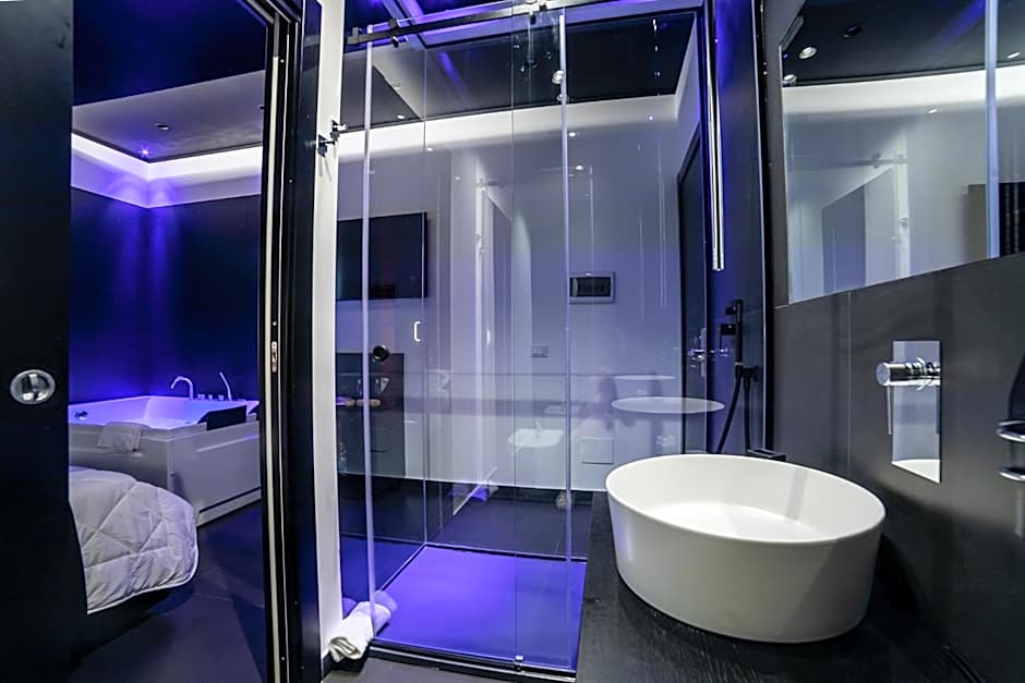 Maximum hub suite&spa