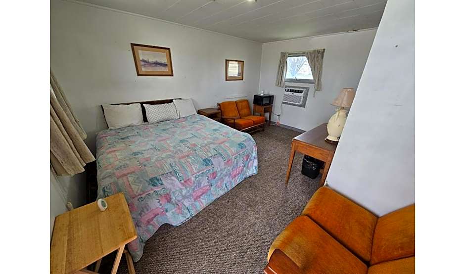 OYO Sandman Inn