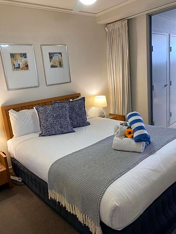 Waves Maroochy River