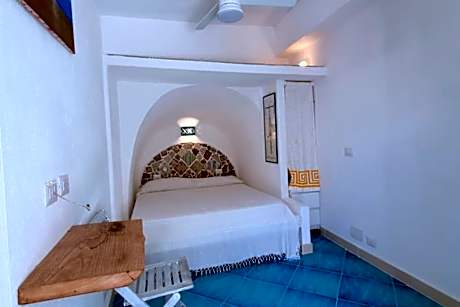 Marbnb appartamenti Ponza Centro porto Appartamento Zan