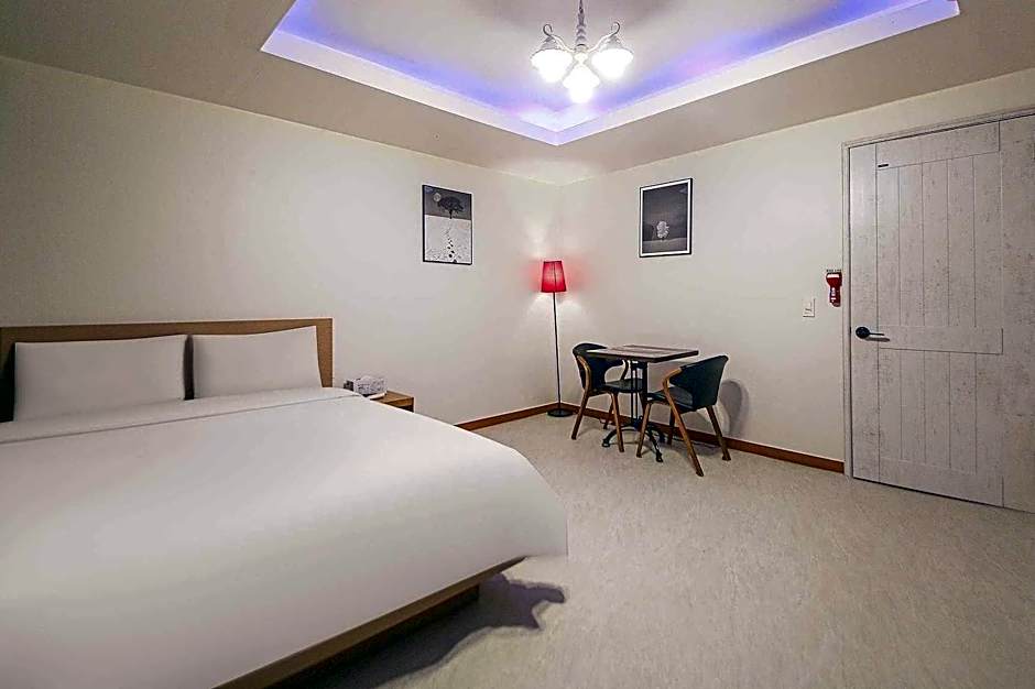 Gangneung Crystal Motel