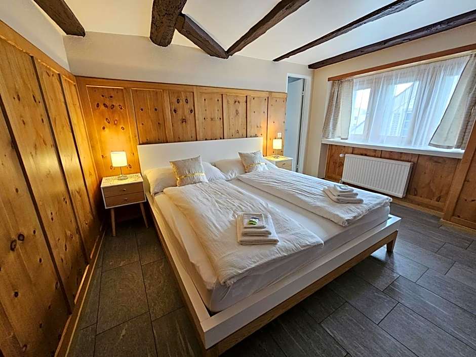 Photo 1 of 3 of Double Room