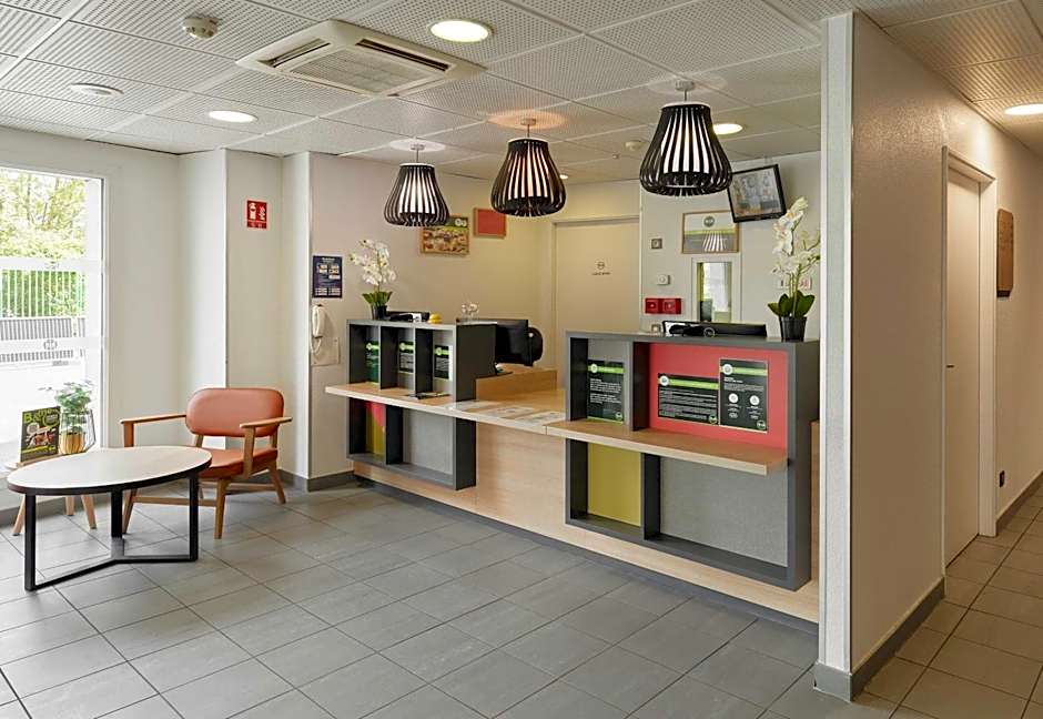 B&B HOTEL Paris Romainville Noisy-le-Sec