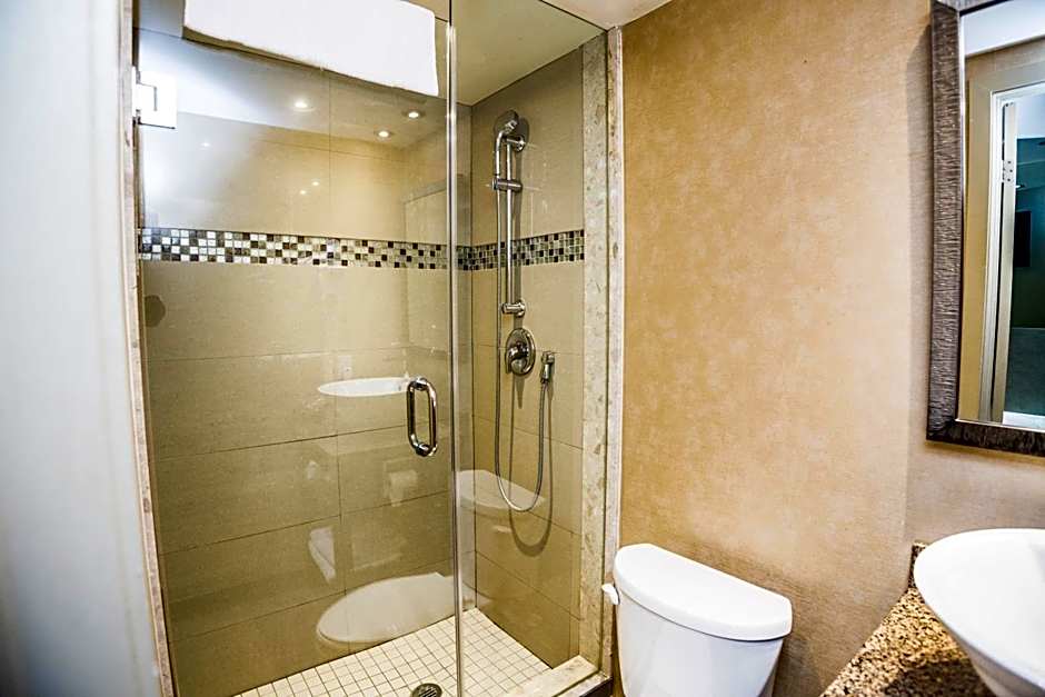 Mississauga Gate Inn