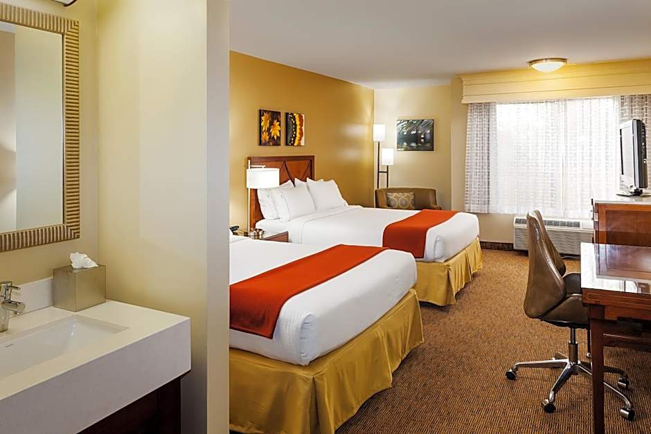 Holiday Inn Express Simi Valley By IHG