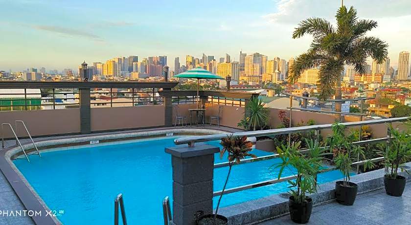 Urban Travellers Hotel