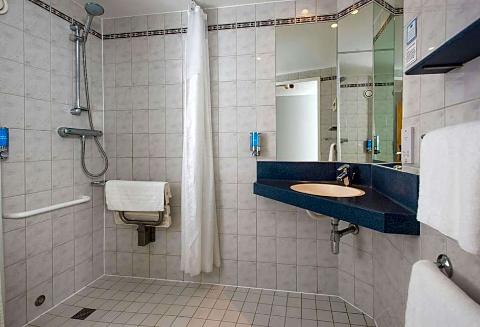 Holiday Inn Express Stoke-On-Trent By IHG