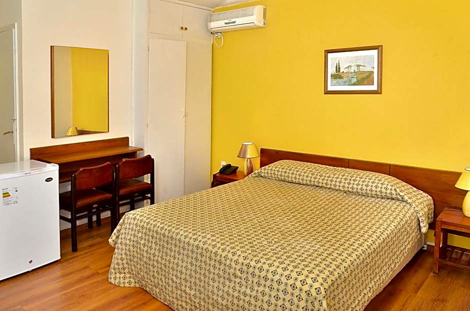Hotel Hispano