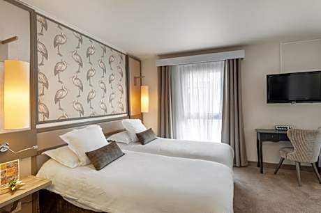 Hotel America