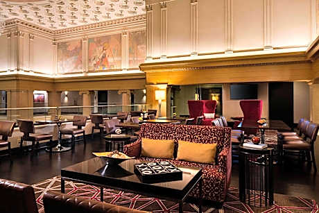 Club Room, 1 King Bed