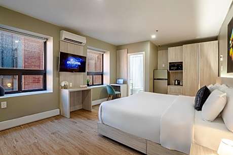 Comfort Quadruple Room