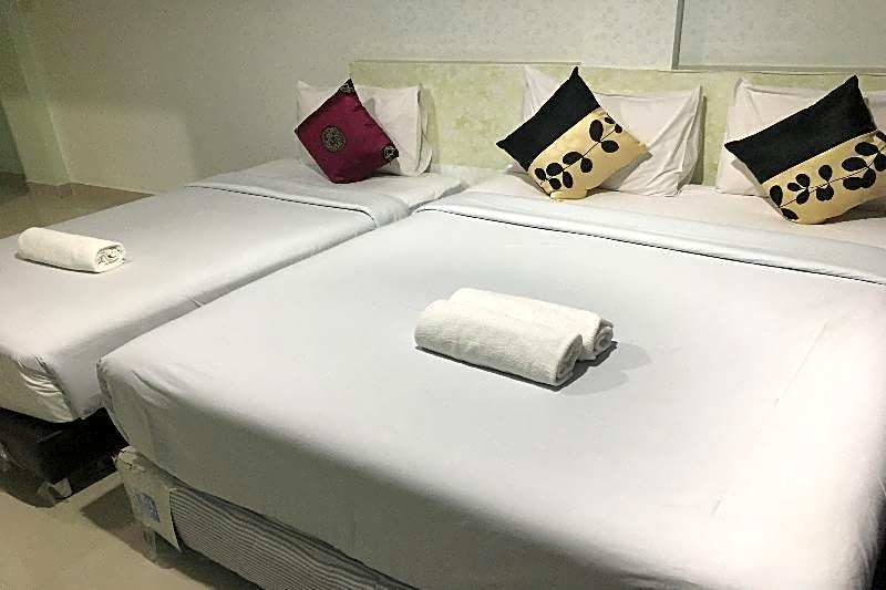 OYO 75377 Check In House