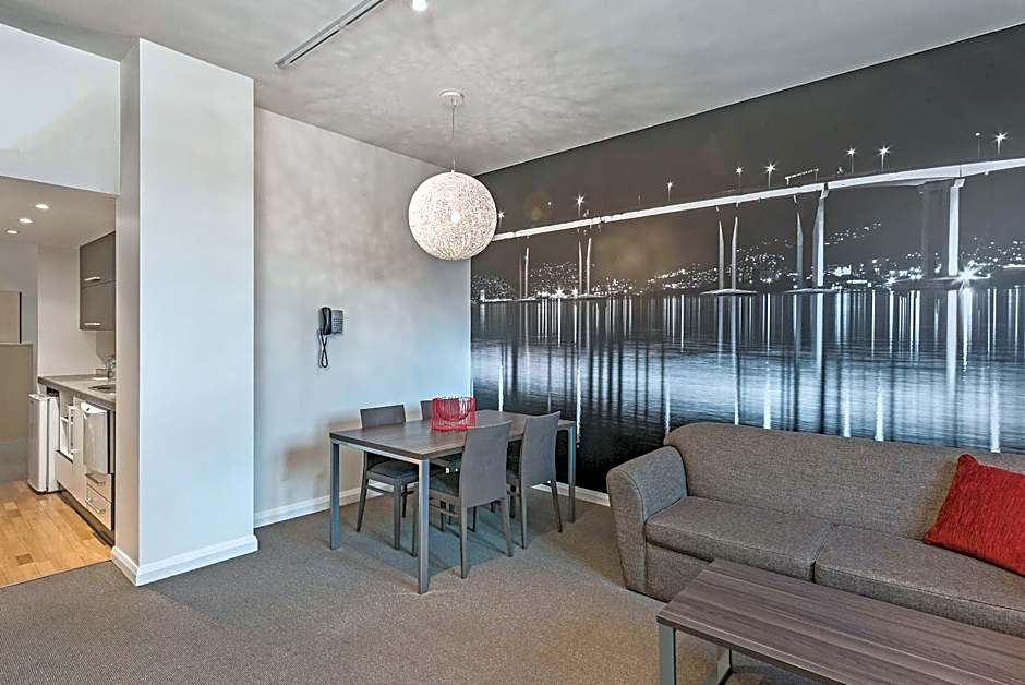 Mantra One Sandy Bay Road Hobart