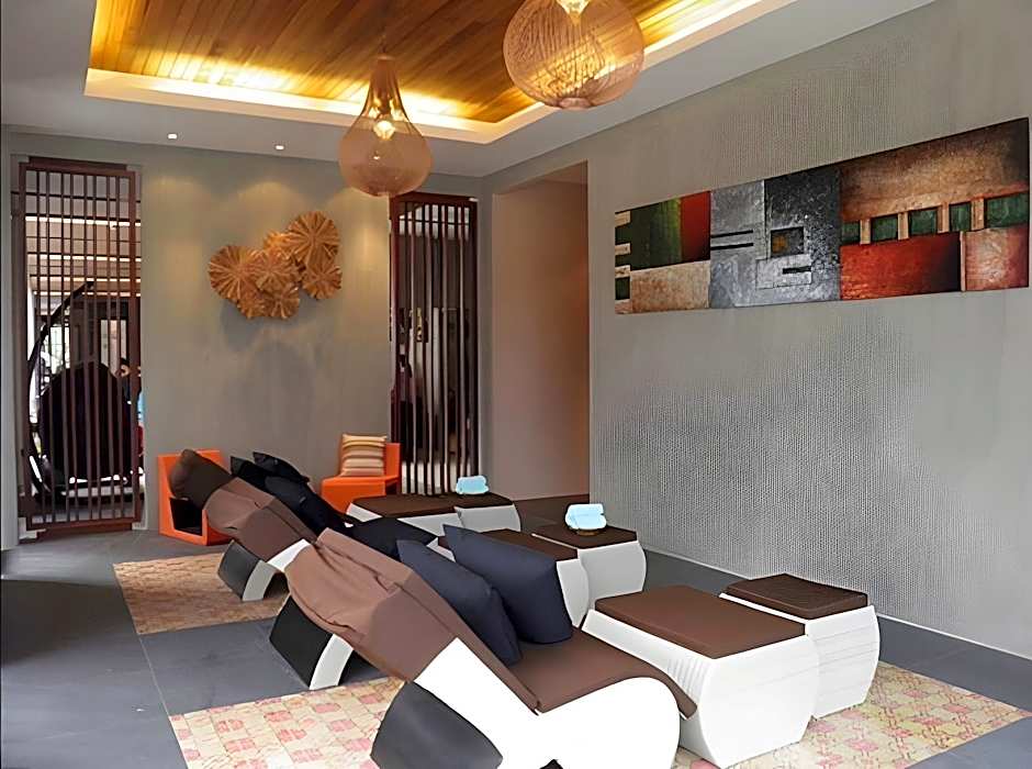 Amphawa Na Non Hotel & Spa