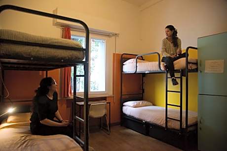 Quadruple Room with Private Bathroom