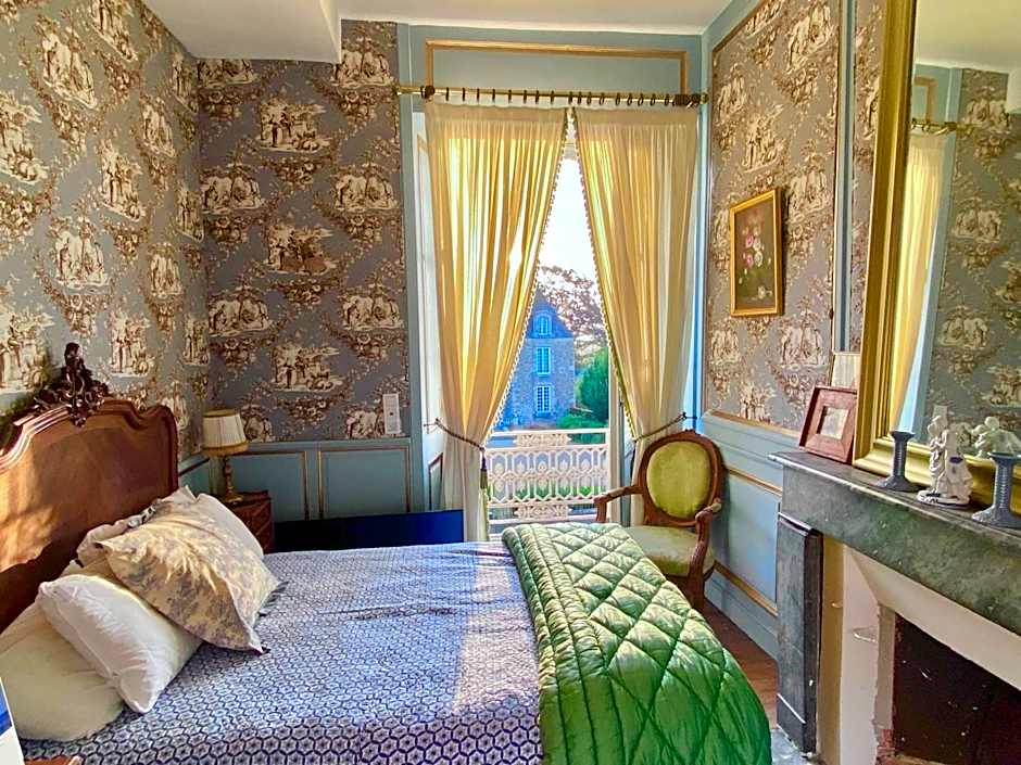 L'Hotel de Hercé Chambre d'Hote