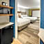 Holiday Inn Express Woodbridge By IHG