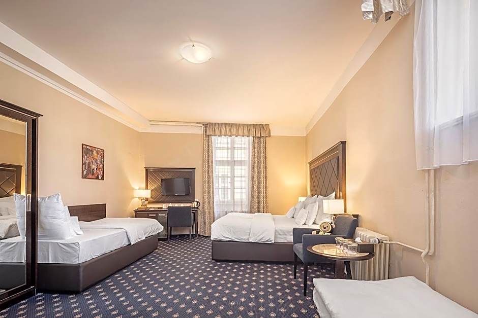 Pytloun Old Armoury Hotel Prague, Stara Zbrojnice