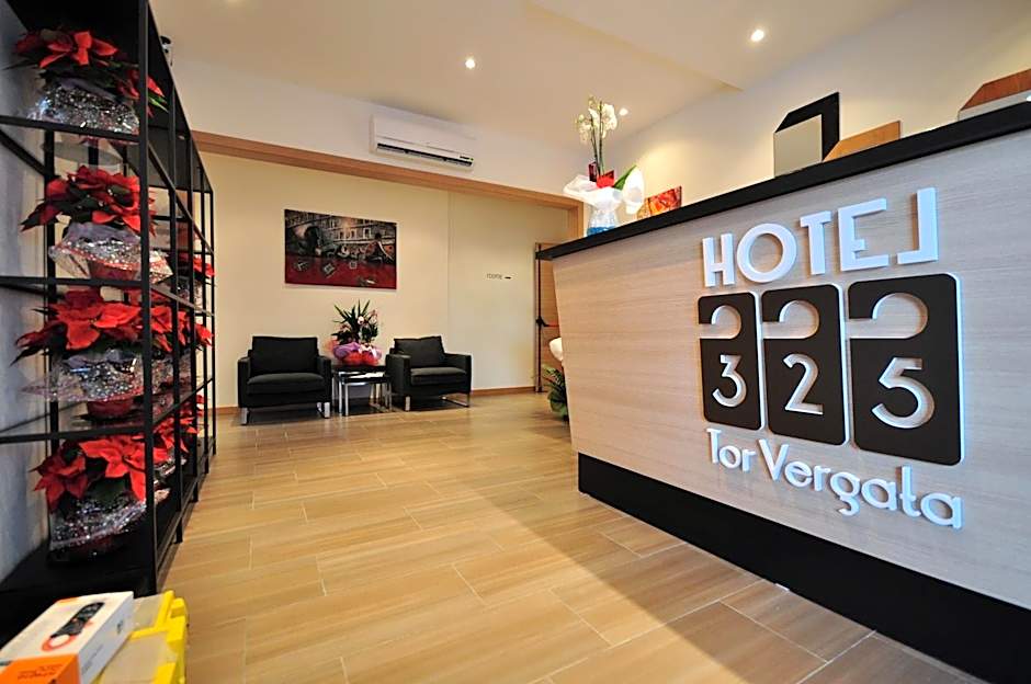 Hotel 325 Tor Vergata