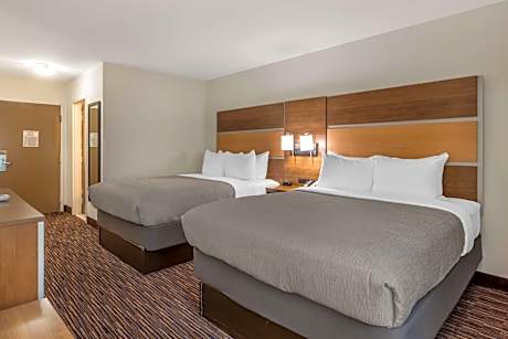 Queen Room with Two Queen Beds - Non-Smoking