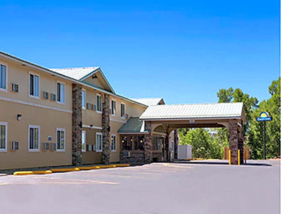 Days Inn & Suites by Wyndham Gunnison