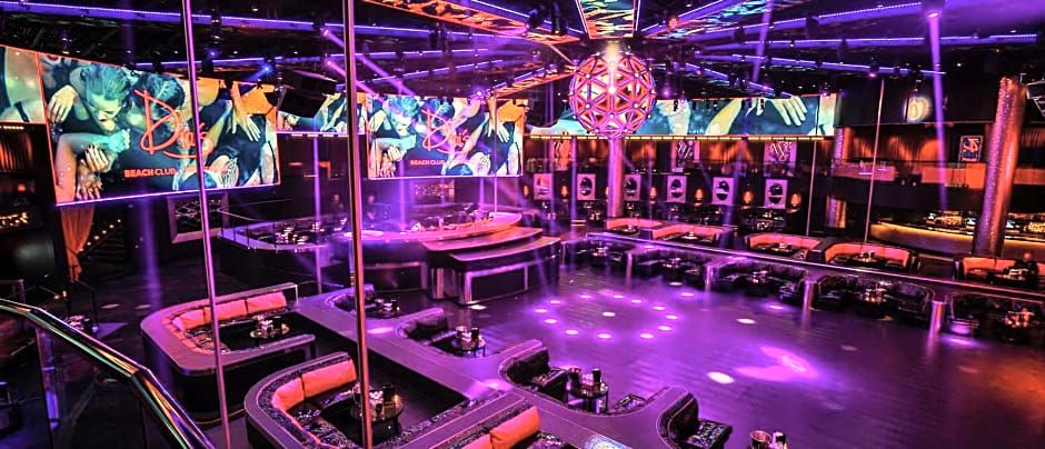 The Cromwell Hotel & Casino