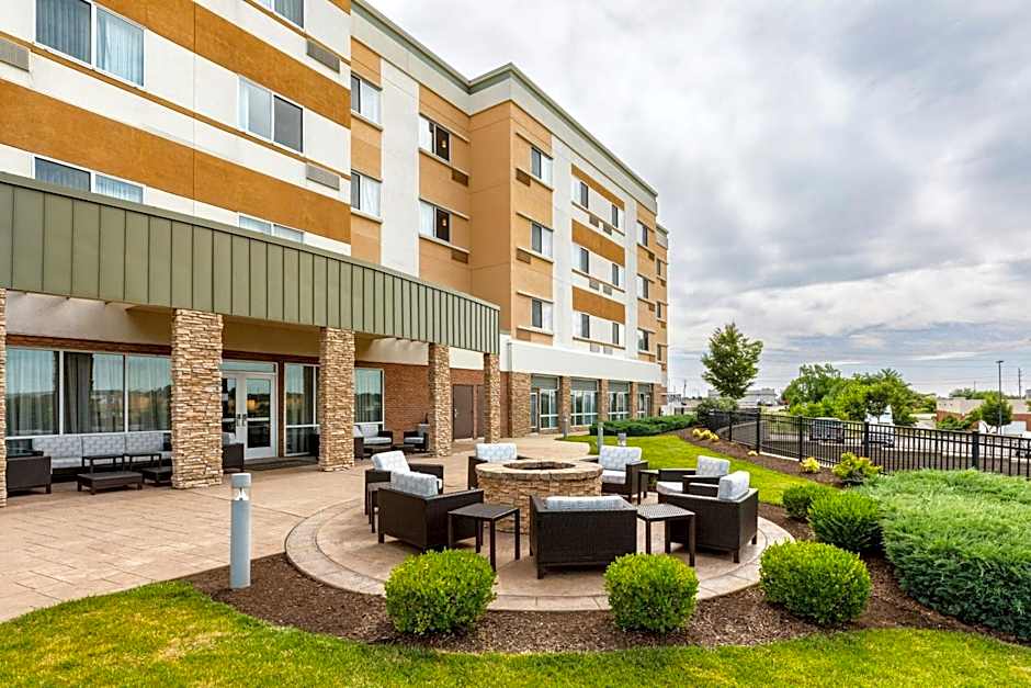 Courtyard by Marriott St. Louis St. Peters