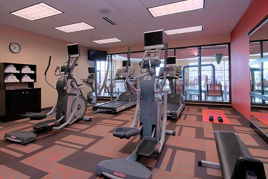Courtyard by Marriott Madison West / Middleton
