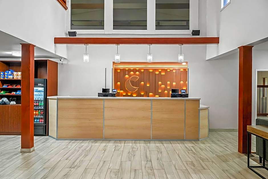 Comfort Inn & Suites