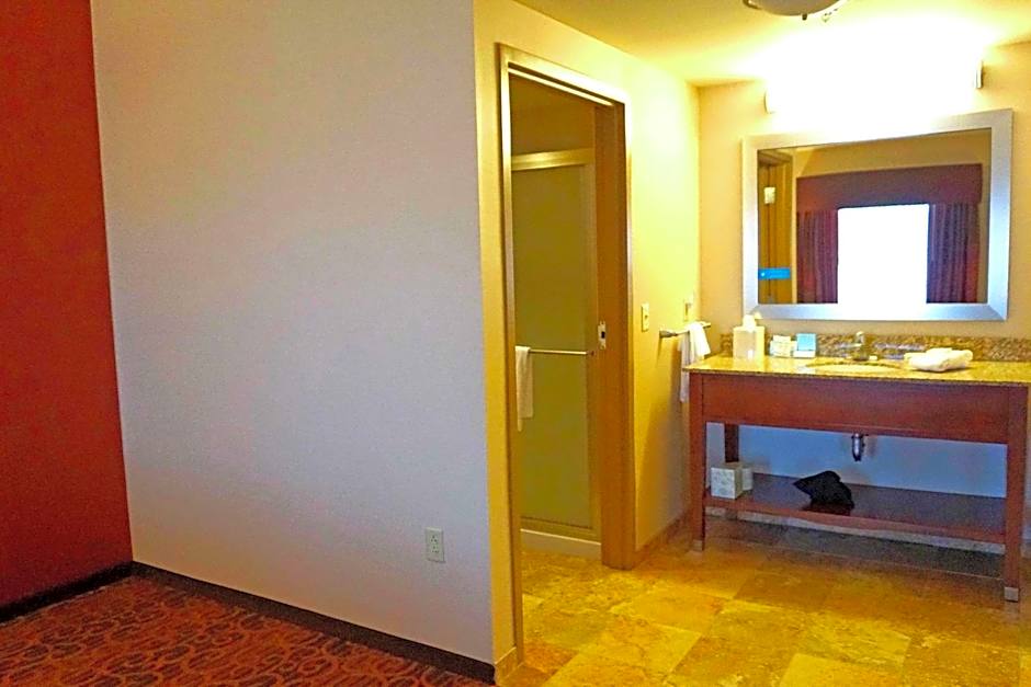 Hampton Inn By Hilton Waynesburg