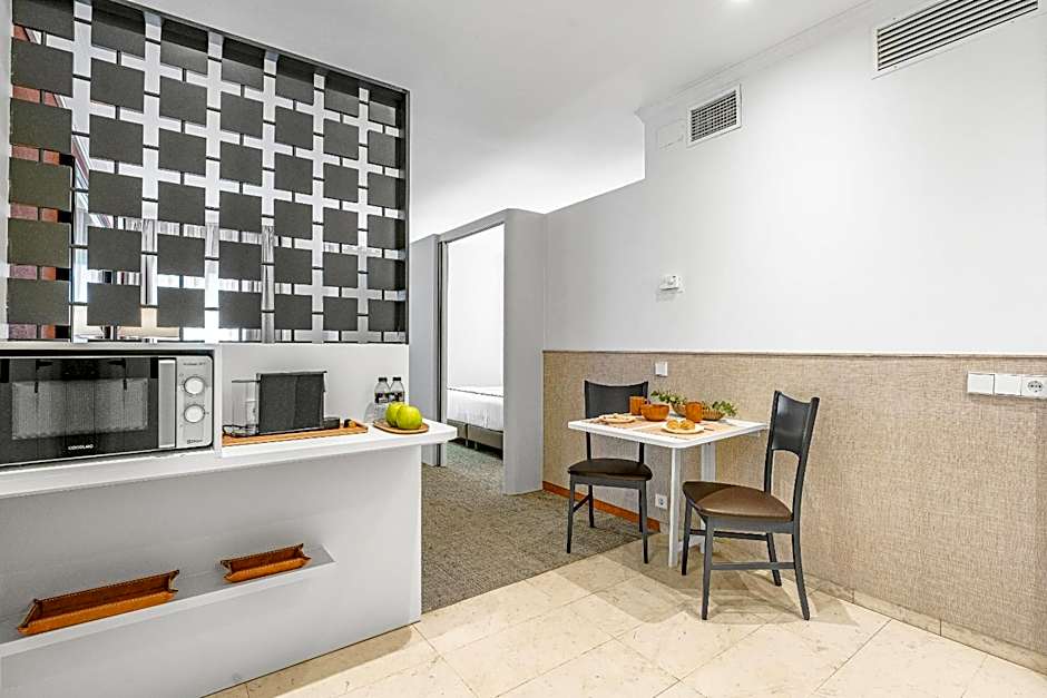 Acacia Suite