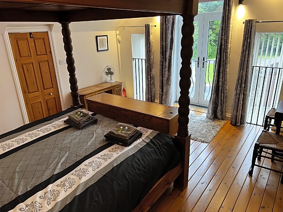 Castle House Holiday Home