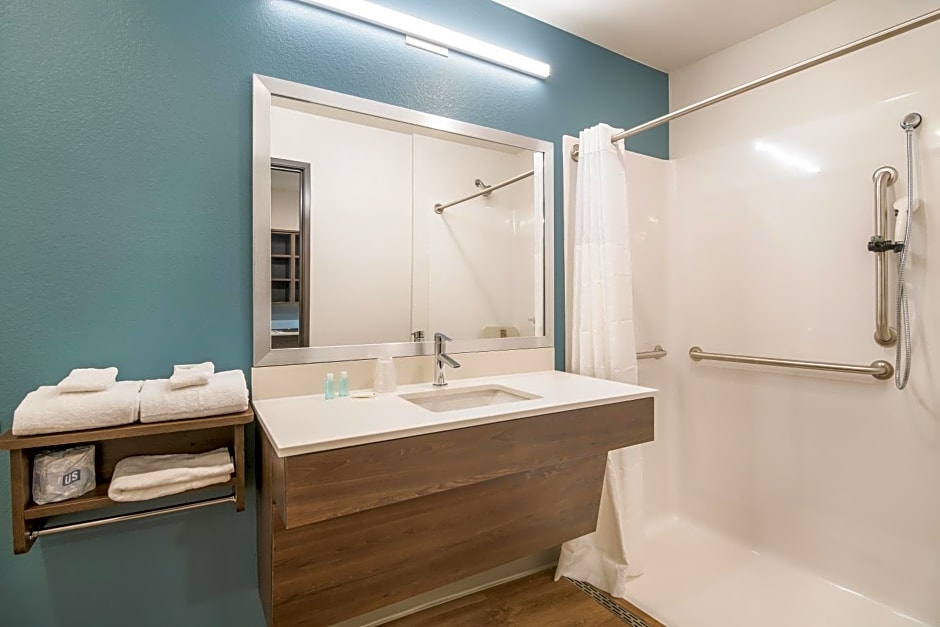 WoodSpring Suites Broomfield-Westminster