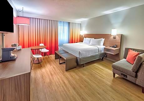 Standard King Room