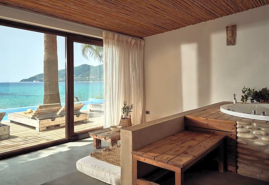 Gloria Maris Hotel Suites and Villas