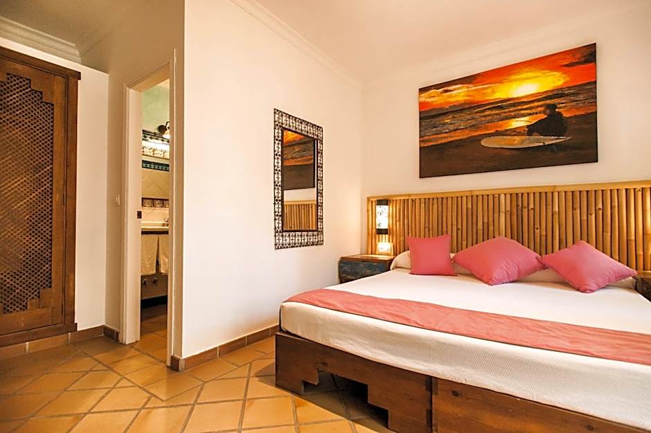Foto 1 di 9 di Standard 1 Double Bed or 2 Beds