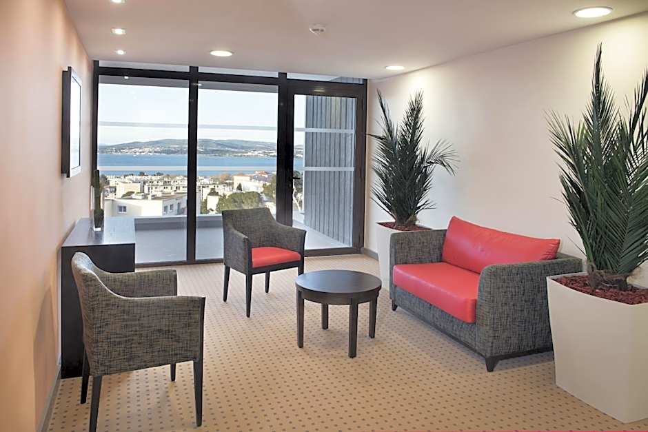 Domitys Le Ruban d'Azur résidence services séniors