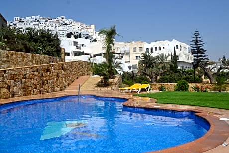 Hotel Simón