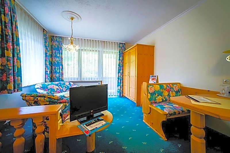 Holzschuhs Schwarzwaldhotel